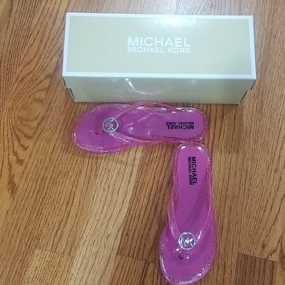 Michael Kors girls kid jelly flip flops, Sz 1, fuschia